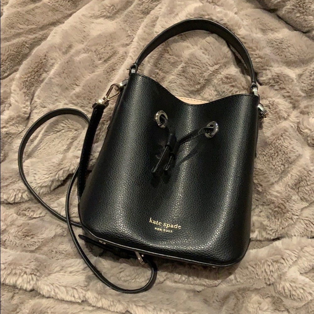 KATE SPADE small eva bucket bag in black